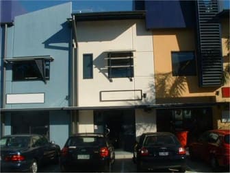 8/76 Doggett Street Newstead QLD 4006 - Image 2