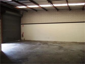 2/4 Apsley Place Seaford VIC 3198 - Image 2