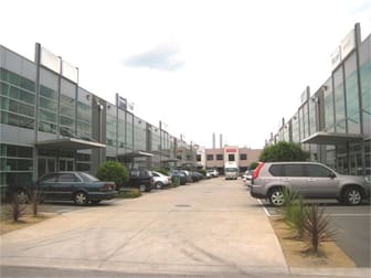 Unit 32/3 Westside Avenue Port Melbourne VIC 3207 - Image 1