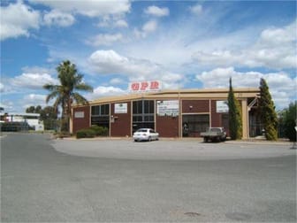 404 Orrong Road Welshpool WA 6106 - Image 1