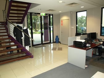 1/9 Kelletts Road Rowville VIC 3178 - Image 2