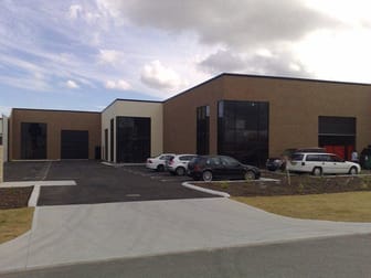 2/5 Quantum Link Street Wangara WA 6065 - Image 1