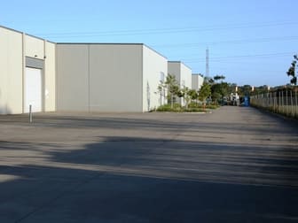 1/28 Eurora Street Kingston QLD 4114 - Image 2