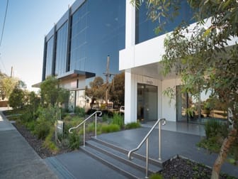 5/2 Brandon Park Drive Wheelers Hill VIC 3150 - Image 3