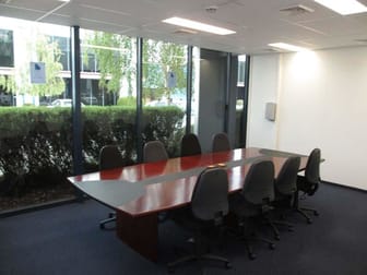 4/15 Howleys Road Notting Hill VIC 3168 - Image 3