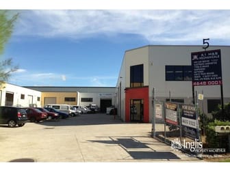 1/5 Samantha Place Smeaton Grange NSW 2567 - Image 1