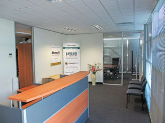 18/3 Westside Avenue Port Melbourne VIC 3207 - Image 3