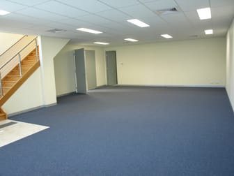 17 Lacey Street Croydon VIC 3136 - Image 2