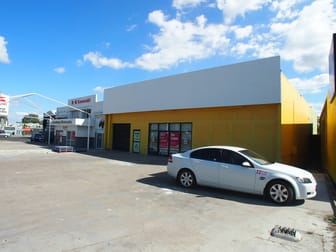 Click to view all images 393 Yaamba Road Park Avenue QLD 4701 - Image 1