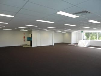 Click to view all images 15/36 Sabre Drive Port Melbourne VIC 3207 - Image 2