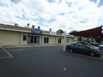 4/384 French Avenue Frenchville QLD 4701 - Image 2