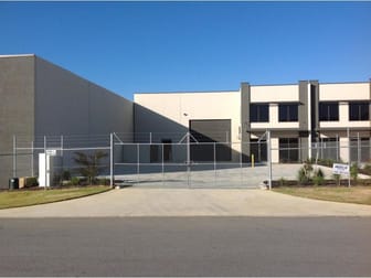 2/18 Distinction Road Wangara WA 6065 - Image 1