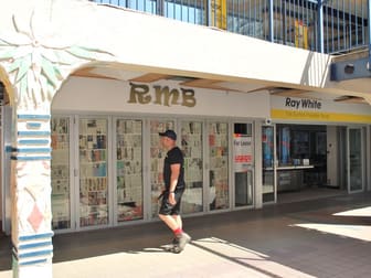 27/3131 Surfers Paradise Bvd Surfers Paradise QLD 4217 - Image 2