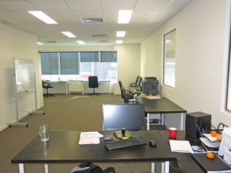 95 Bakehouse Road Kensington VIC 3031 - Image 2