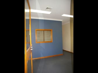 1/13 Bowen Street Toowoomba City QLD 4350 - Image 2