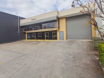 WAREHOUSE @ 9 Florence Street Newstead QLD 4006 - Image 2