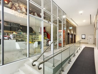 802/2 Queen Street Melbourne VIC 3000 - Image 2