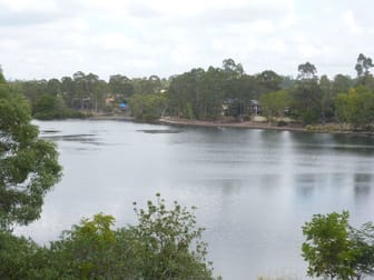 3/3 The Esplanade Forest Lake QLD 4078 - Image 2