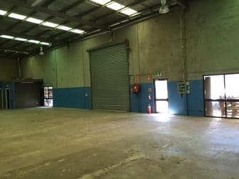 2/17 Carrington Drive Sunshine VIC 3020 - Image 1