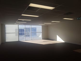 2/23 Heyington Avenue Thomastown VIC 3074 - Image 3