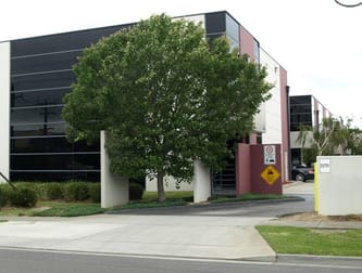 12/25 Howleys Road Notting Hill VIC 3168 - Image 3