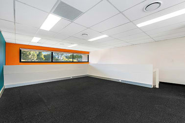 2/211 Ben Boyd Road Neutral Bay NSW 2089 - Image 3