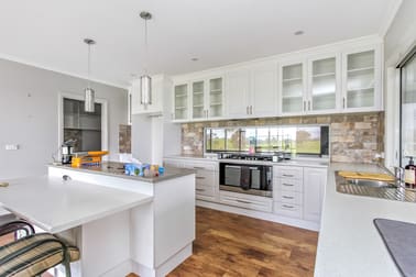 184 Killeens Lane Heathcote VIC 3523 - Image 2