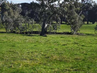 96 Taits Lane Yarck VIC 3719 - Image 3