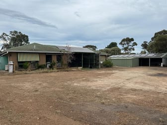 185 Edgars Road Little River VIC 3211 - Image 2