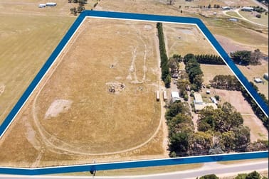 24 Ballanee Road Ballan VIC 3342 - Image 1