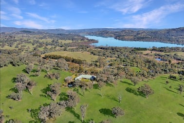 Click to view all images 35 Hollams Road Mansfield VIC 3722 - Image 1