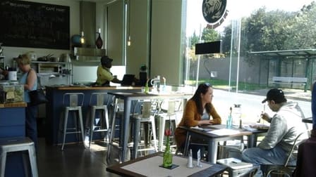 Shop 1/340 Bay Street Cheltenham VIC 3192 - Image 2