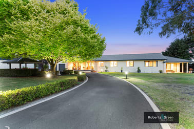Click to view all images 98 Stumpy Gully Road Balnarring VIC 3926 - Image 3