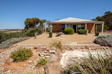 35 Hannan Street Eudunda SA 5374 - Image 1