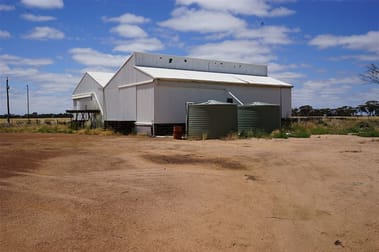 2585 Soldiers Road Narembeen WA 6369 - Image 2