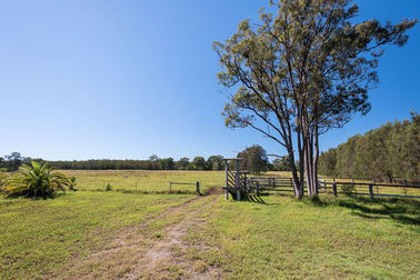 225 Peel Rd Beachmere QLD 4510 - Image 2