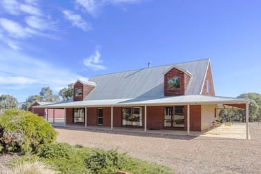 88 Native Gully Crescent Eppalock VIC 3551 - Image 1