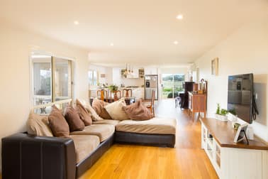 812 Hopkins Highway Grassmere VIC 3281 - Image 2