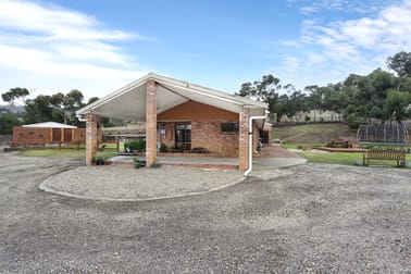 555 Settlement rd Sunbury VIC 3429 - Image 2
