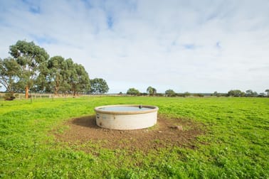 1690 Ellerslie-Panmure Road Panmure VIC 3265 - Image 1