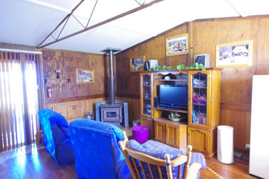 646 Clements Road Woodstock NSW 2793 - Image 2