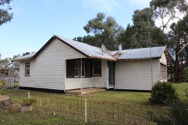 712 Powers Creek-Bourkes Bridge Road Kadnook VIC 3318 - Image 3