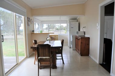 72 Railway Road Mendooran NSW 2842 - Image 3