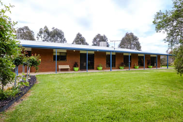 19 Mclindens Rd Barnawartha North VIC 3691 - Image 2