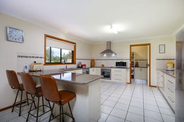 19 Mclindens Rd Barnawartha North VIC 3691 - Image 3
