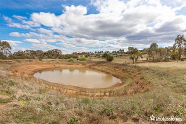 59 Paces Lane Rowsley VIC 3340 - Image 2