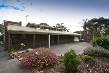 342 Upper Penneys Hill Road Onkaparinga Hills SA 5163 - Image 2