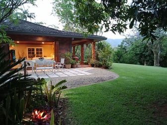 Click to view all images 22 Forbes Close Bonville NSW 2450 - Image 1