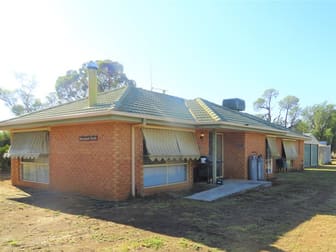 7 Fowlers Road Walbundrie NSW 2642 - Image 1