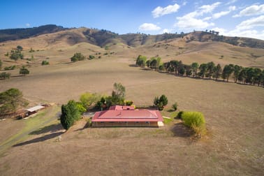 Click to view all images 2030 Georges Creek Road Tallangatta VIC 3700 - Image 3